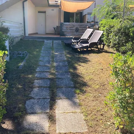 Parco Vacanze La Rosa Dei Venti פארק נופש *